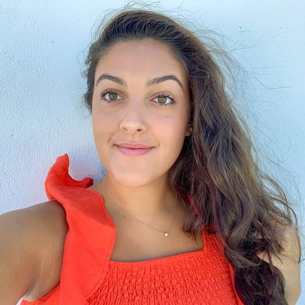 Meet your Posher, Daniela